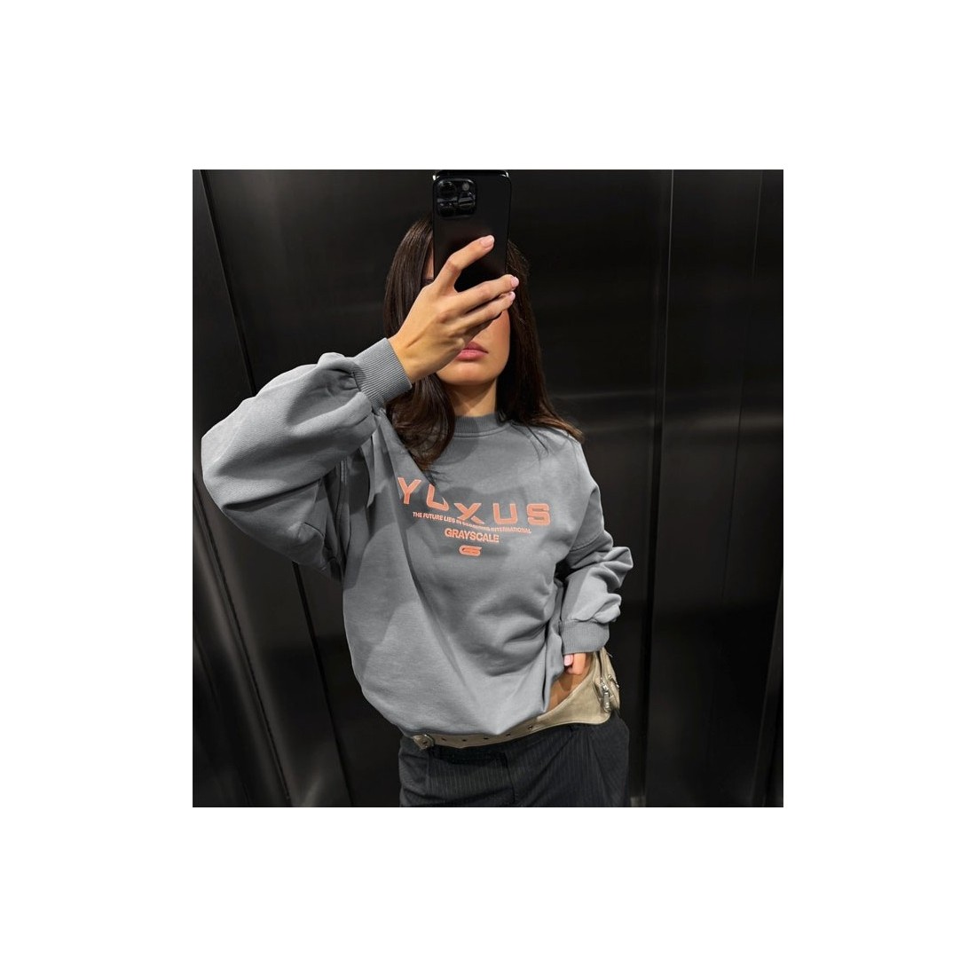 YUXUS DIM GRAYSCALE CREWNECK GRIS