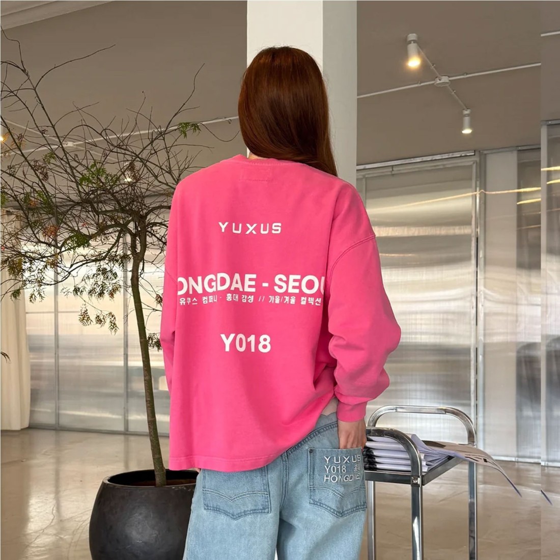 YUXUS RUBER HONGDAE CREWNECK ROSADO
