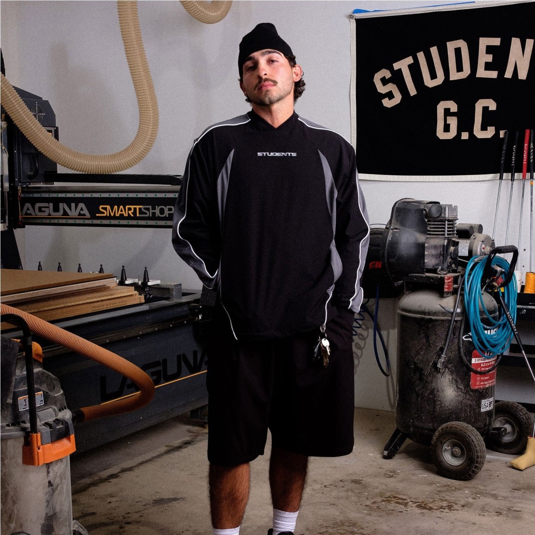 STUDENTS DENZEL TRACK POPOVER NEGRO