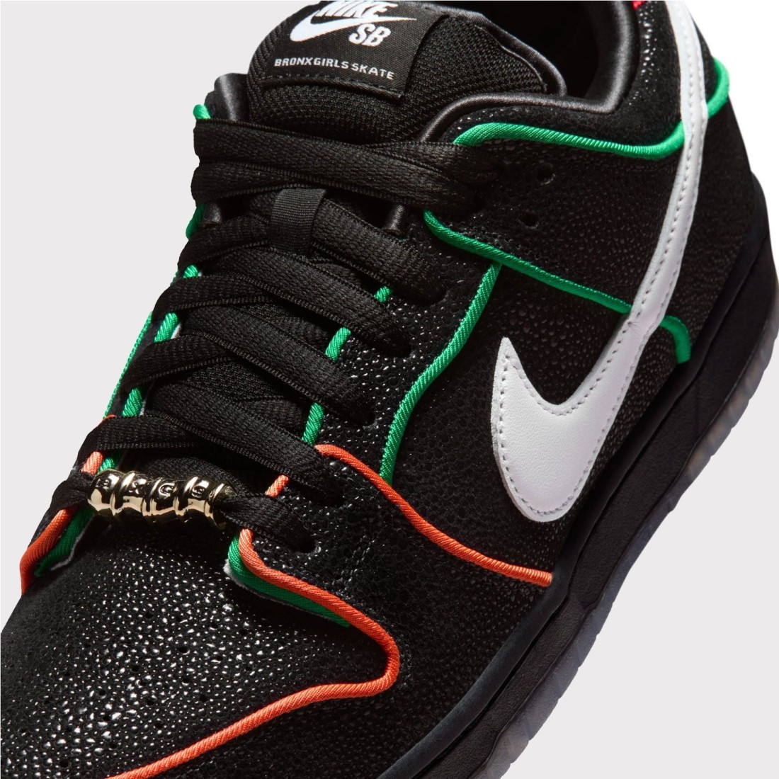 NIKE SB DUNK LOW PRO QS NEGRO