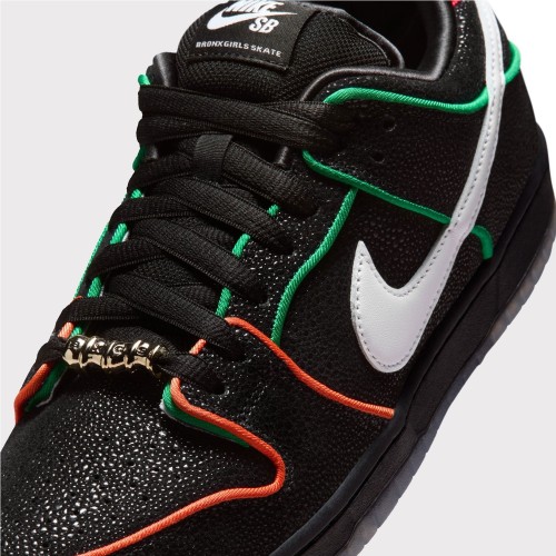 NIKE SB DUNK LOW PRO QS NEGRO