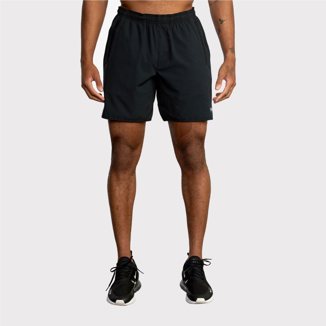 RVCA YOGGER STRETCH 17 SHORT NEGRO