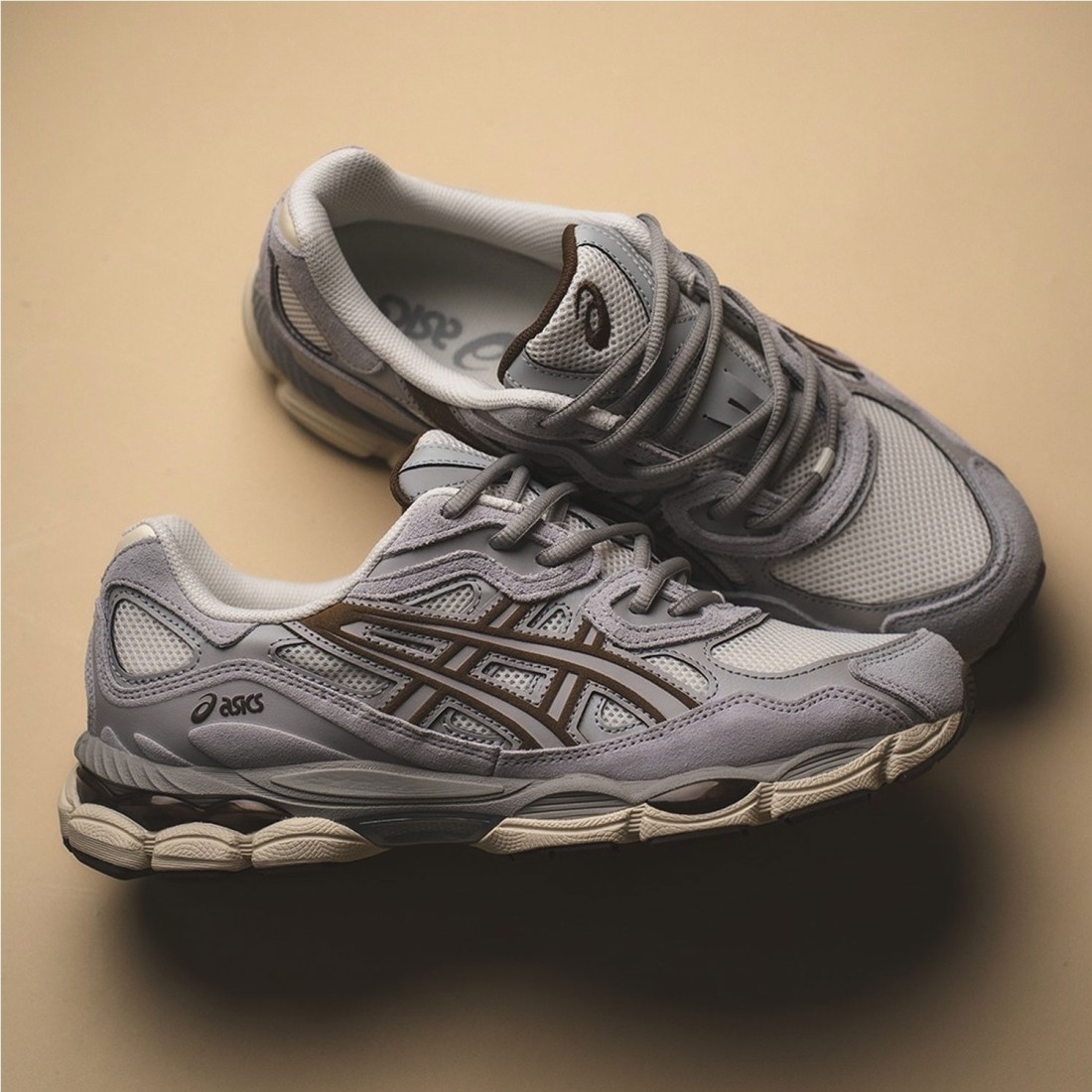 ASICS GEL-NYC GRIS OSCURO