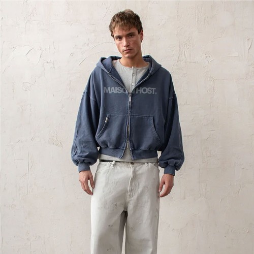 MAISON HOST ERODE ZIPPED HOOD AZUL OSCURO