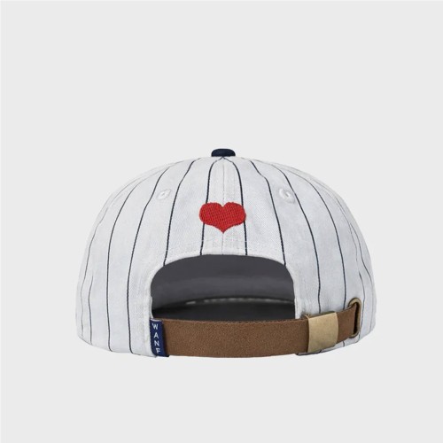 WE ARE NOT FRIENDS MAJOR HAT GRIS 2