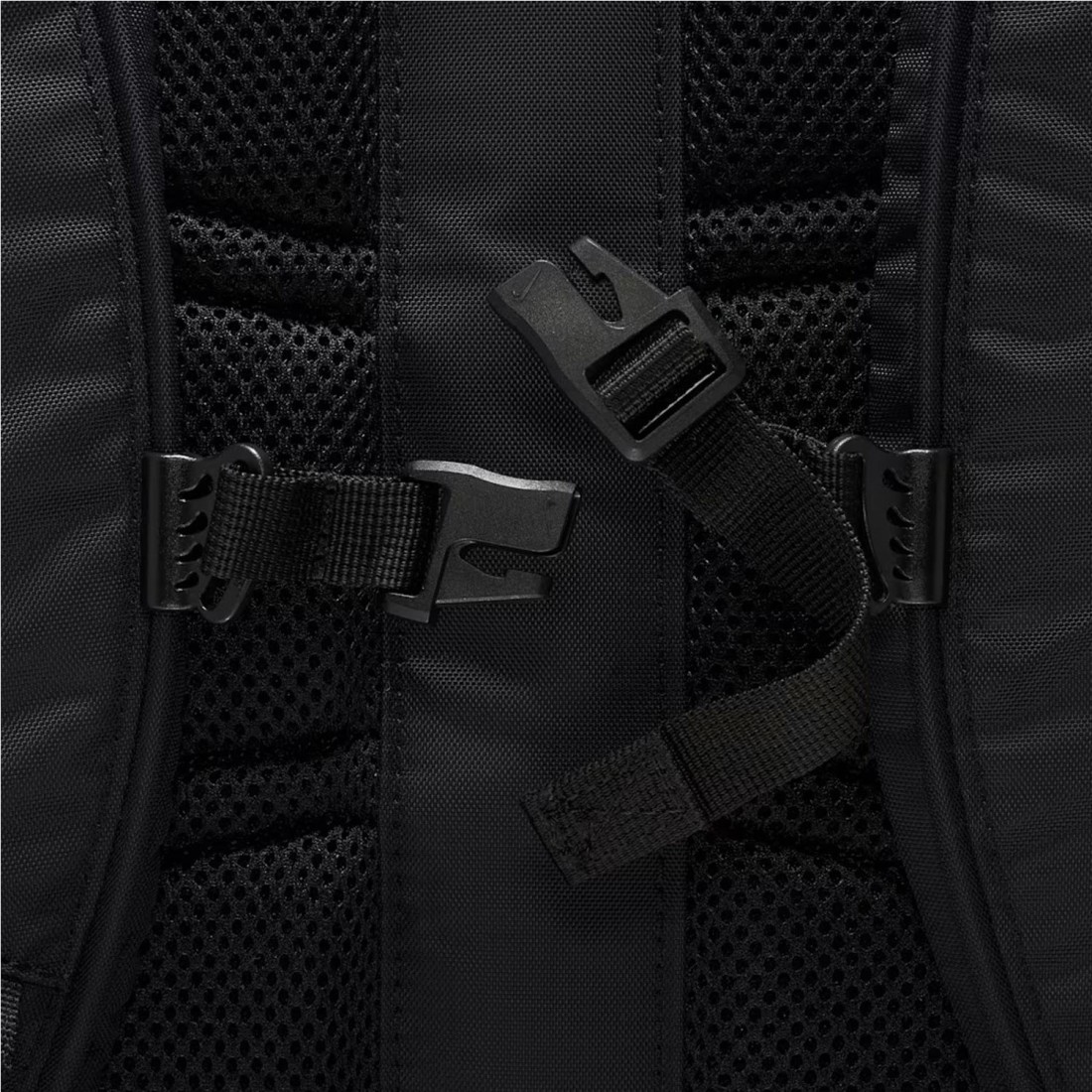 NIKE COMMUTE BACKPACK NEGRO