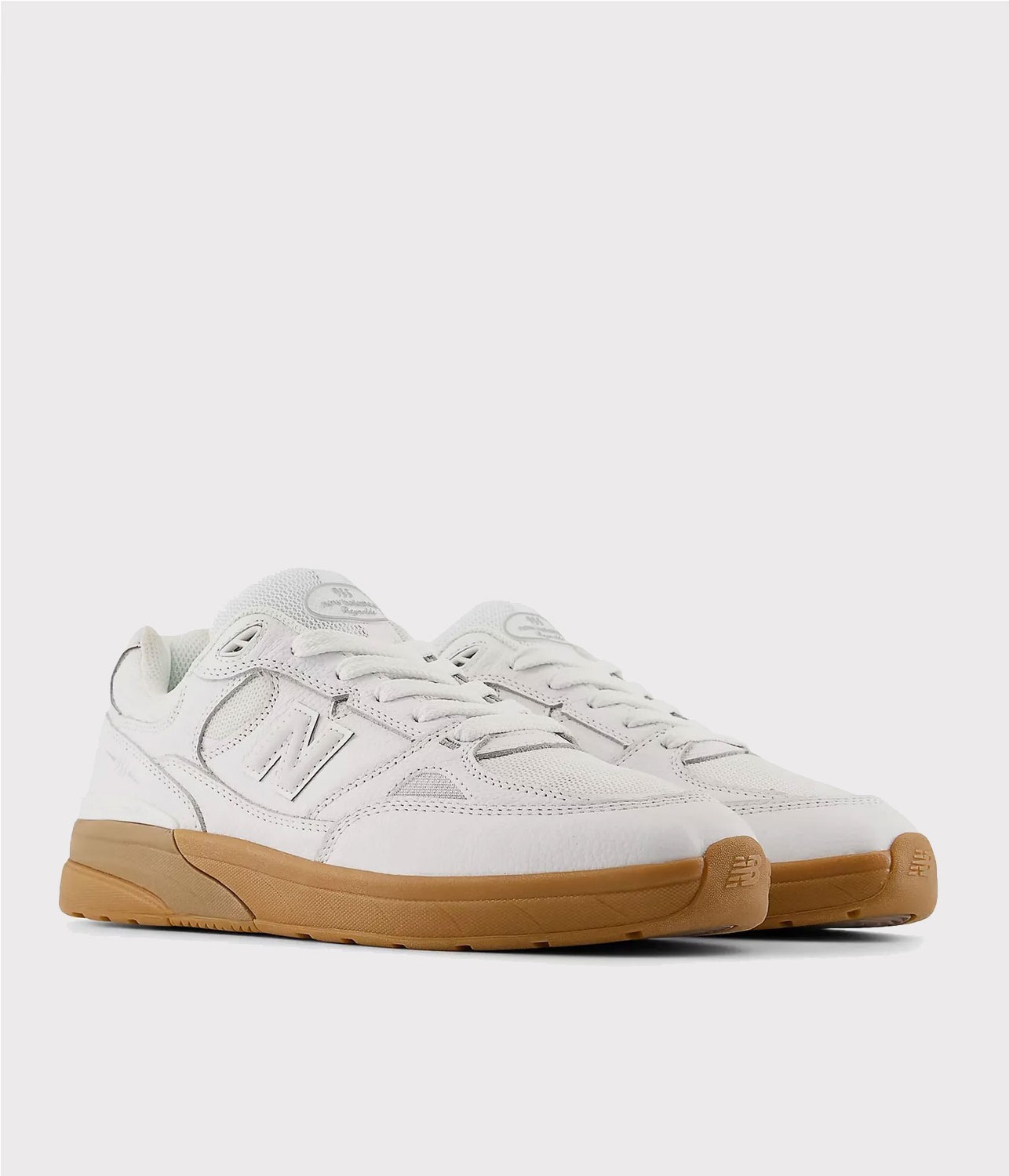 NB NUMERIC ANDREW REYNOLDS 933 BLANCO