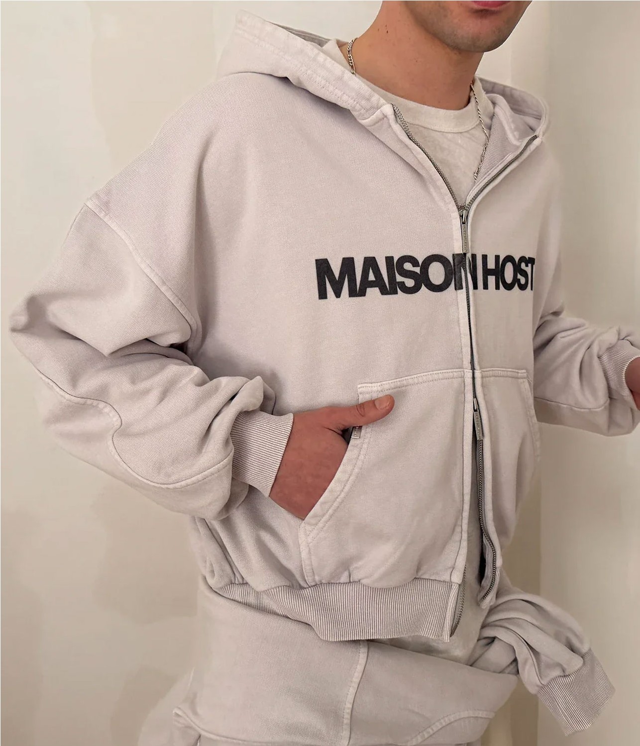 MAISON ERODE WAVE ZIPPED HOOD