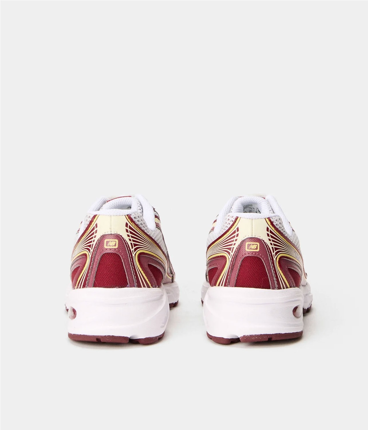 NEW BALANCE 740
