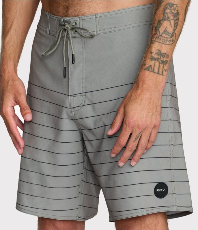 RVCA STEADY STRIPE TRUNK