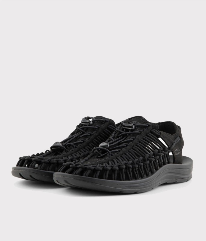 KEEN UNEEK M