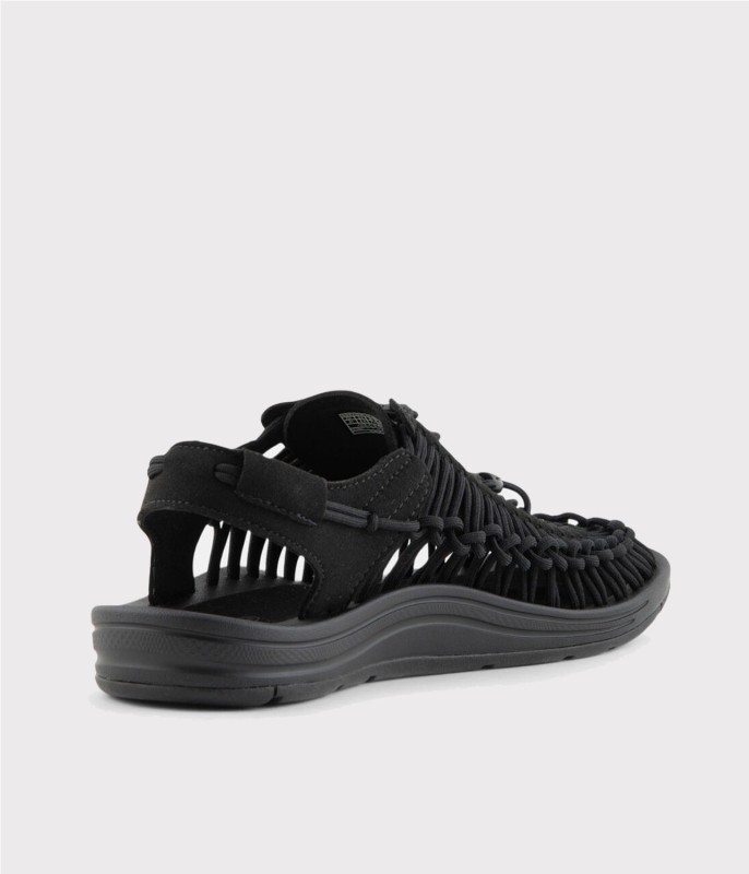 KEEN UNEEK M