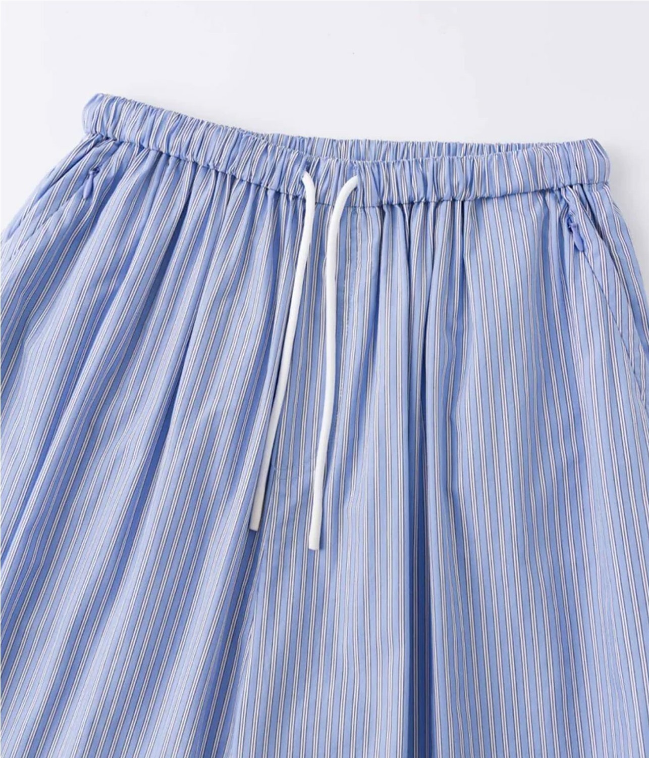 SSSTUFFF LOGO BERMUNDA SHORT