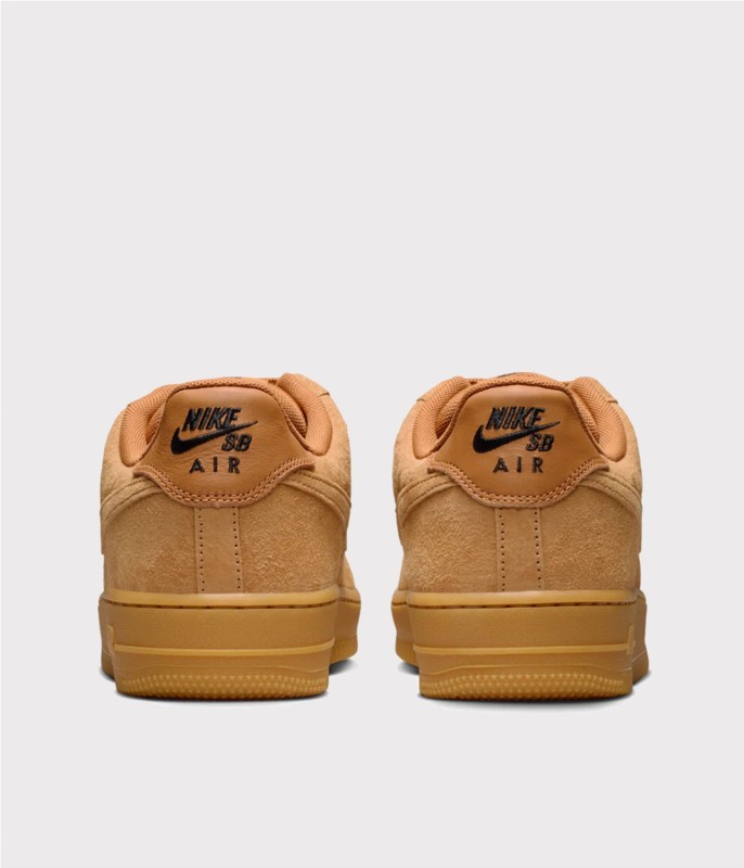 NIKE SB AIR FORCE 1