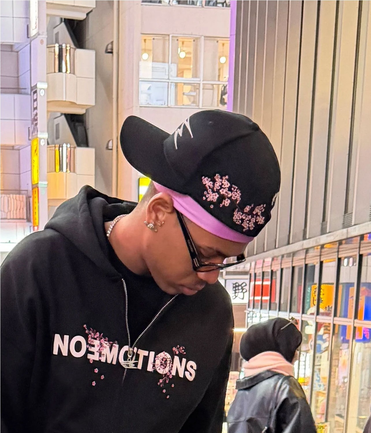 NOEMOTIONS FLOWER HAT