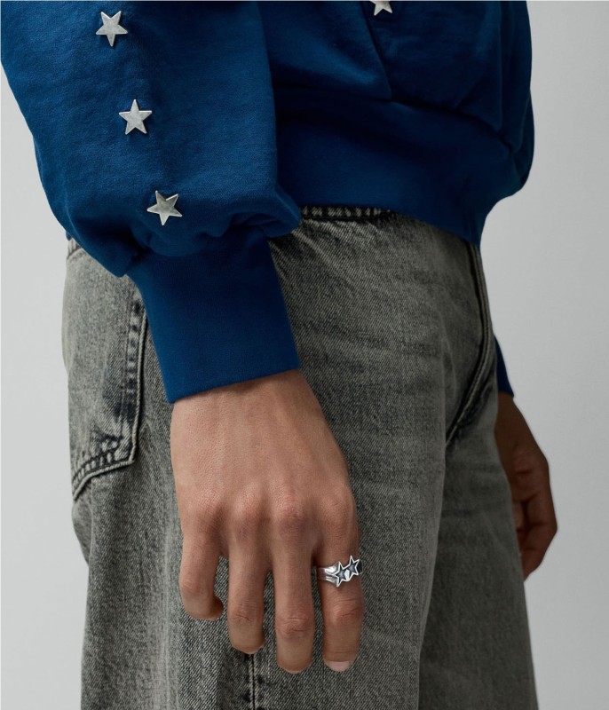TWOJEYS TILTED ICON RING