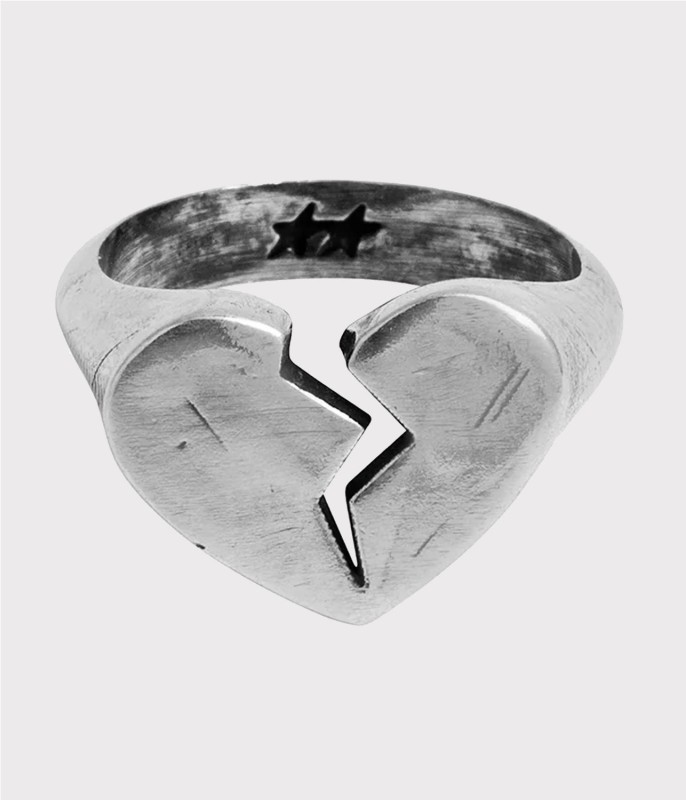 TWOJEYS BROKEN HEART RING