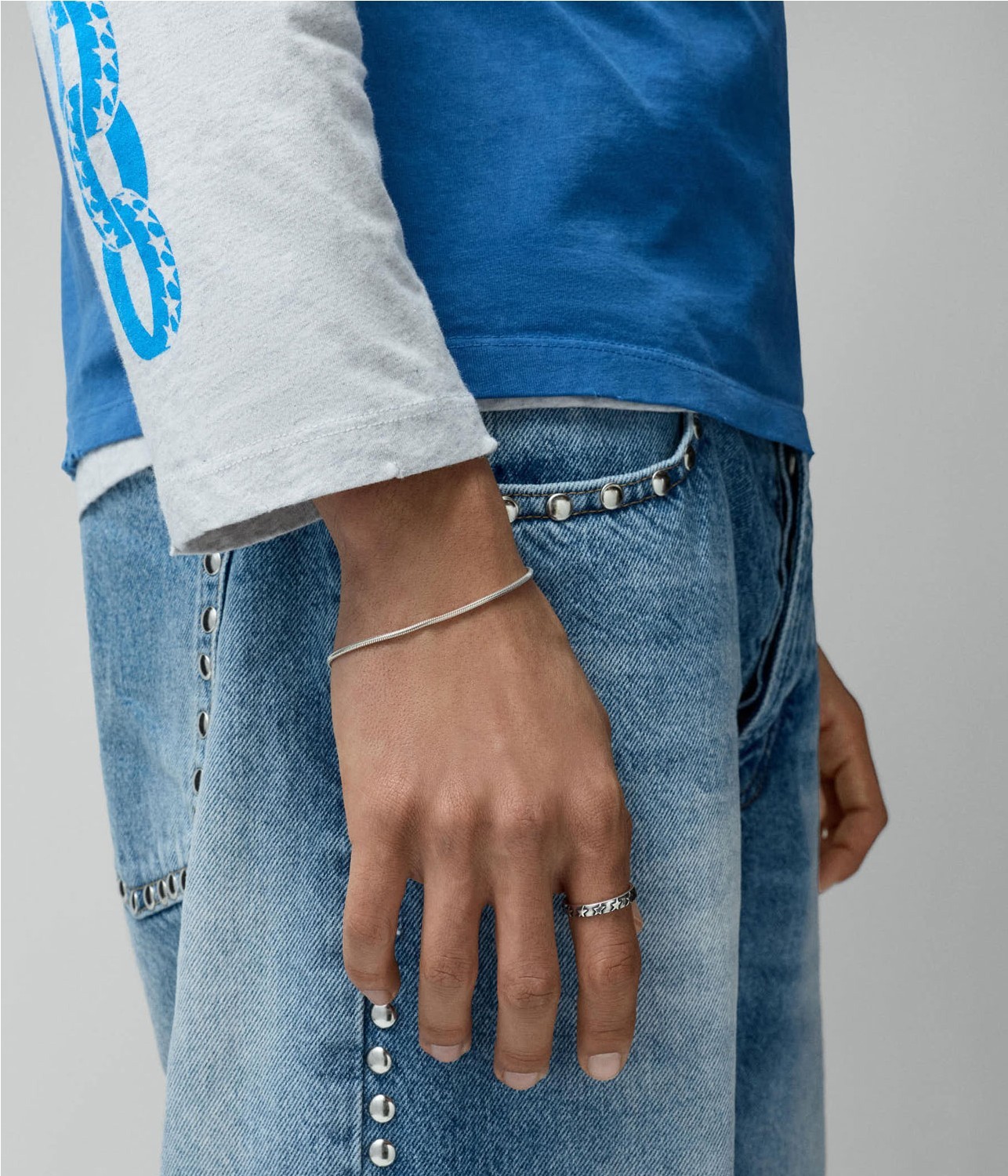 TWOJEYS STAR STUDDED RING
