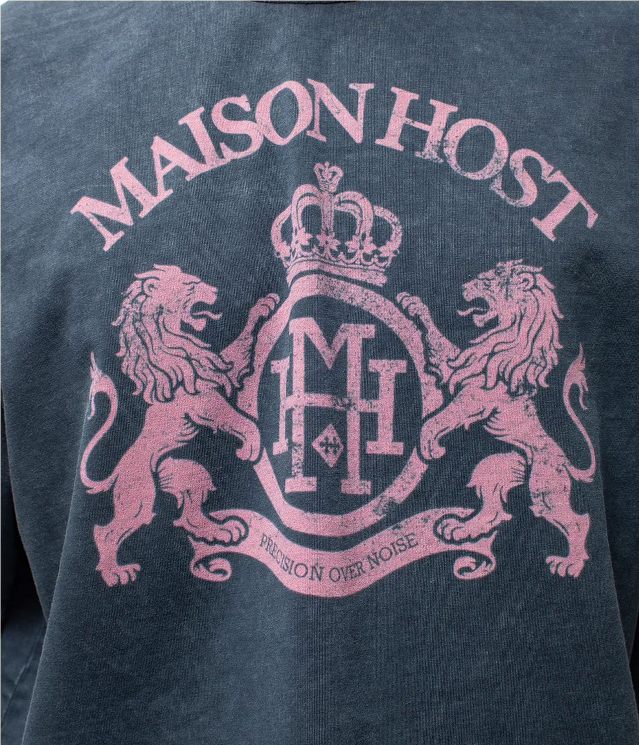 MAISON HOST CREST TEE