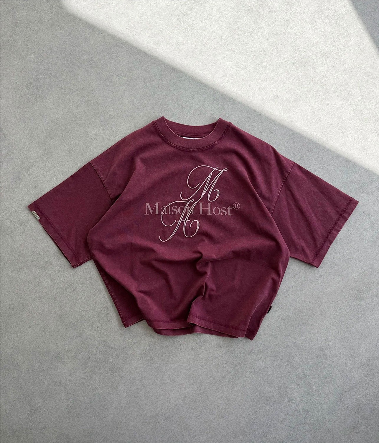 MAISON HOST NEEDLE TEE