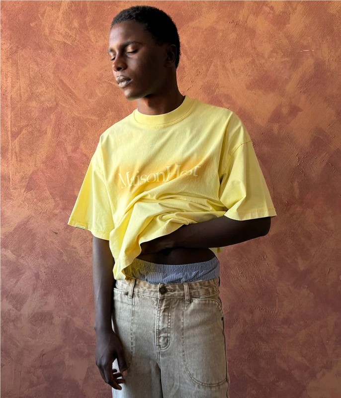 MAISON HOST SPRAY LOGO TEE