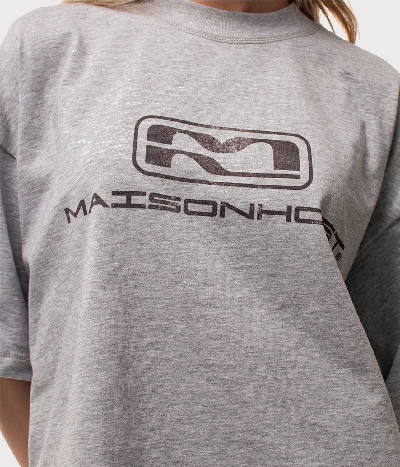 MAISON HOST RETRO VECTOR TEE