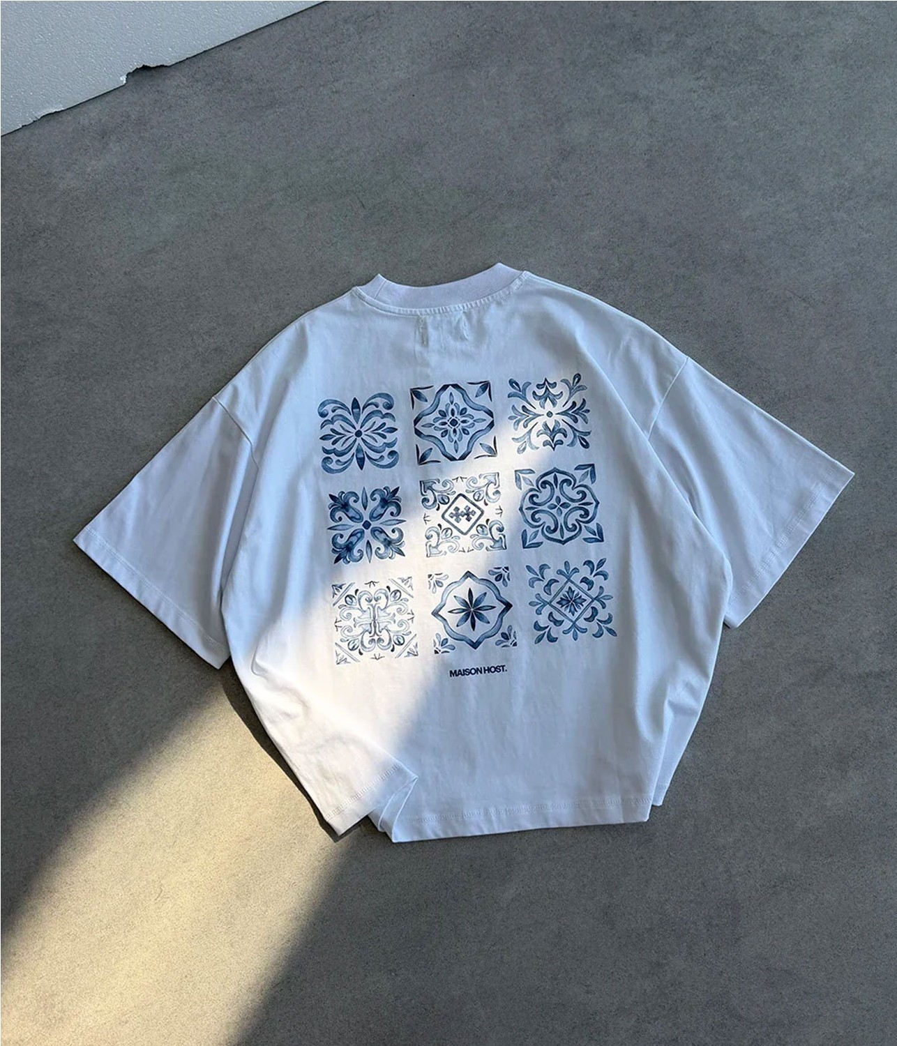 MAISON HOST MEDITERRANEO TEE