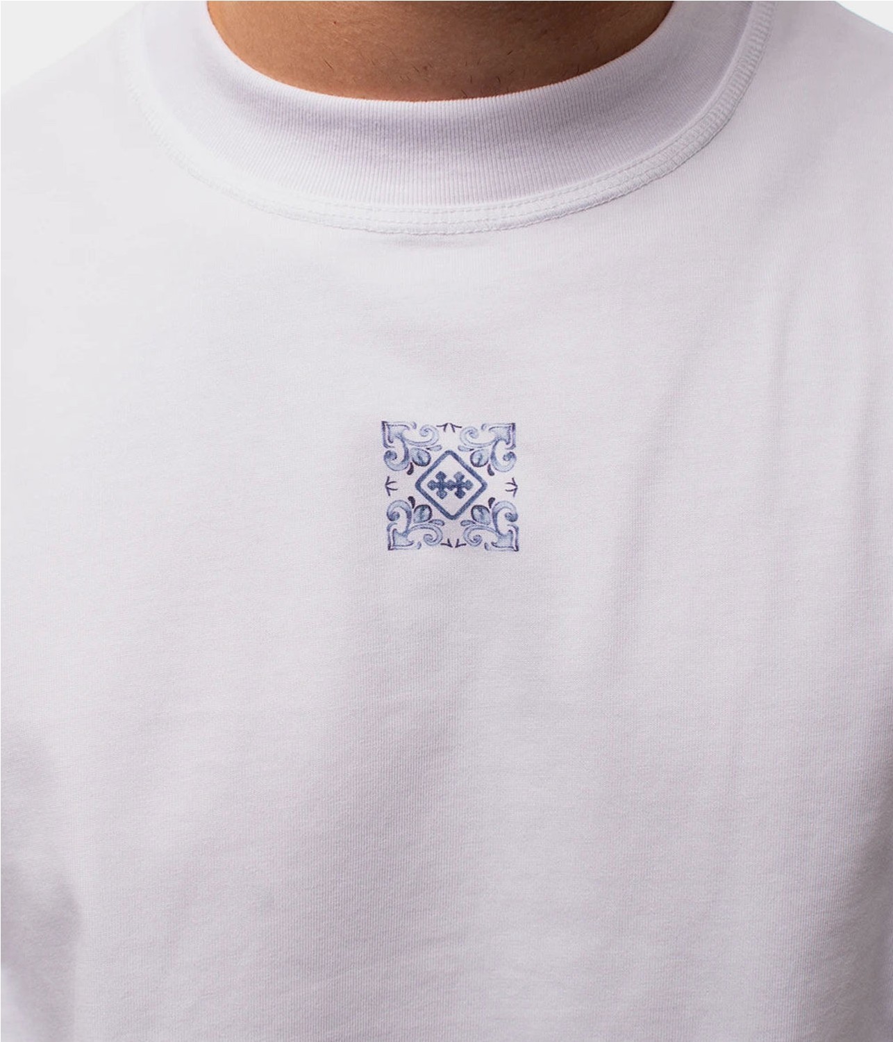 MAISON HOST MEDITERRANEO TEE