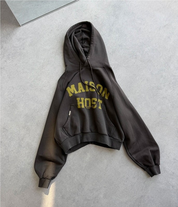 MAISON HOST SPRAY VARSITY HOD