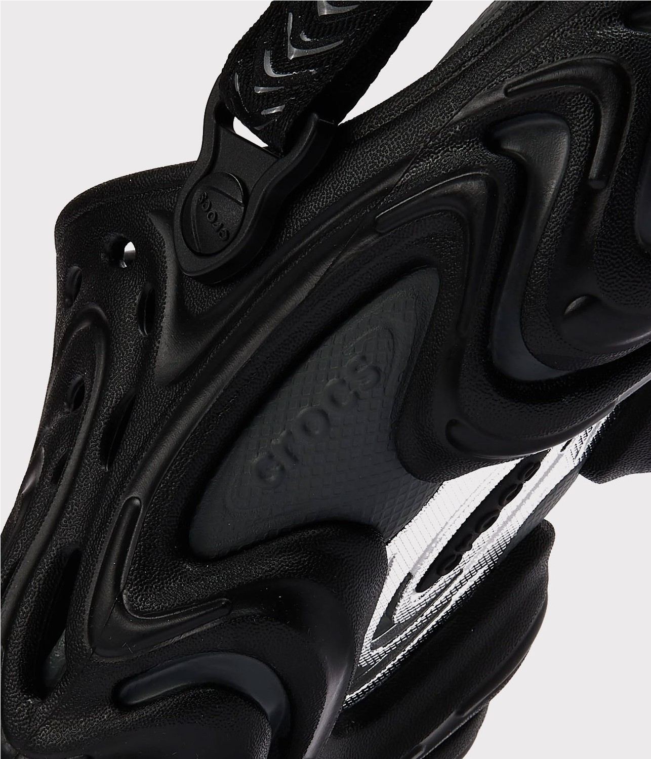 CROCS ECHO II CHROME CLOG U
