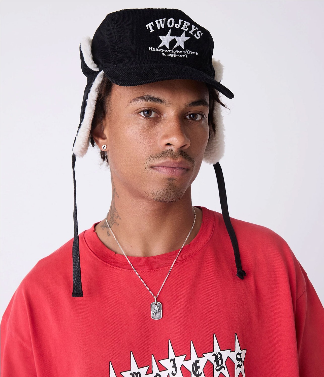TWOJEYS HEAVY SILVER EARFLAP