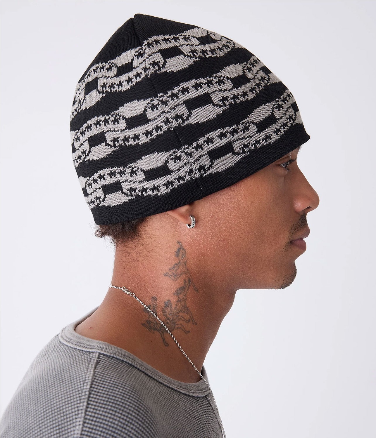 TWOJEYS ICON CHAIN BEANIE