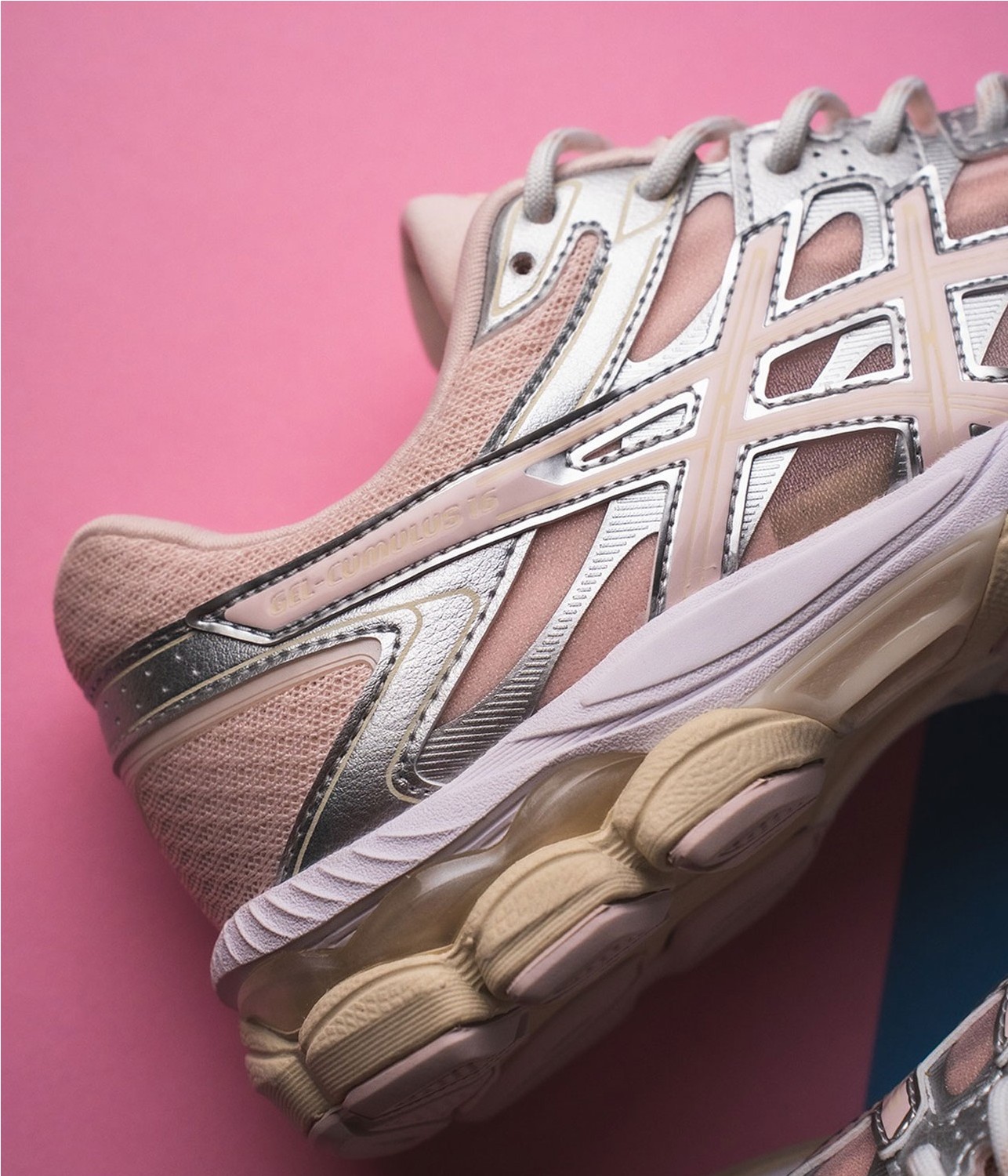 ASICS GEL-CUMULUS 16