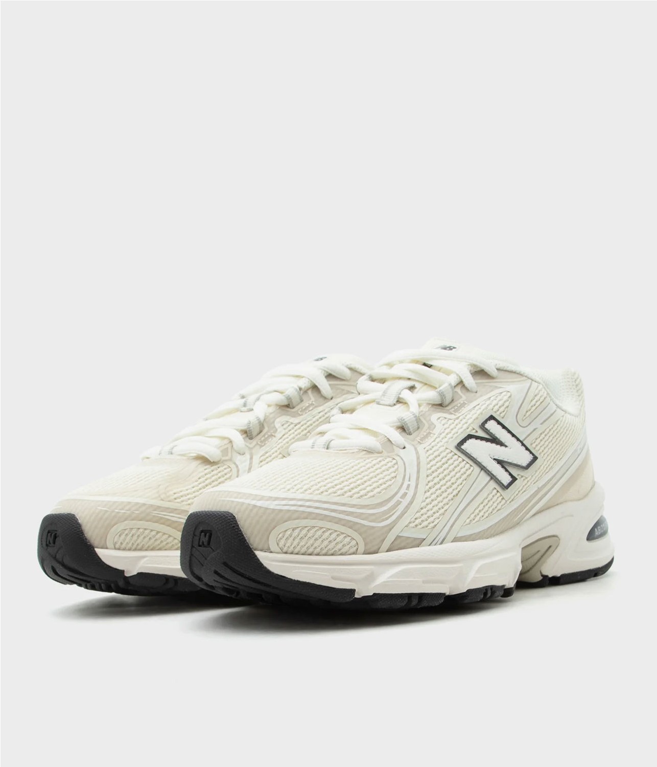 NEW BALANCE 740