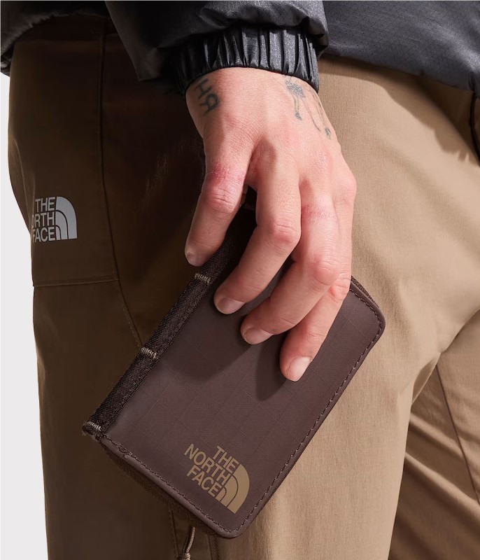 THE NORTH FACE VOYAGER WALLET