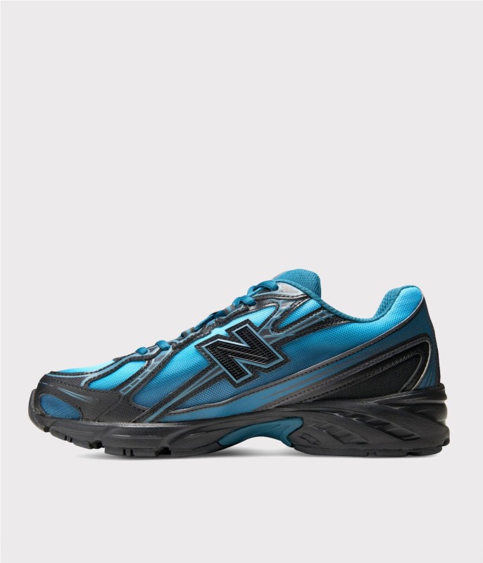 NEW BALANCE 740