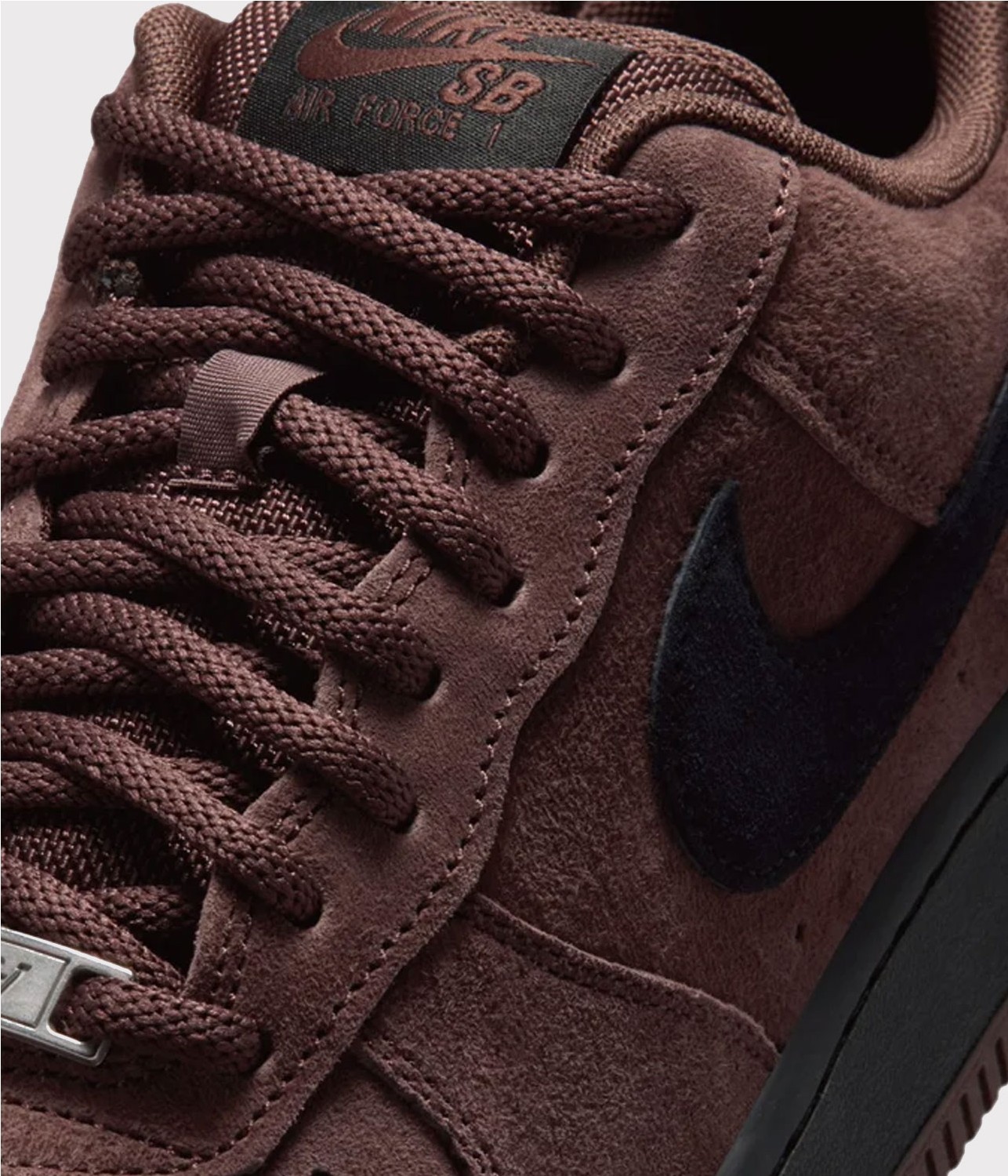 NIKE SB AIR FORCE 1