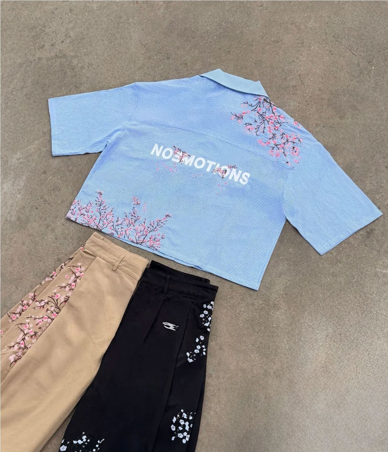 NOEMOTIONS FLOWER SHIRT