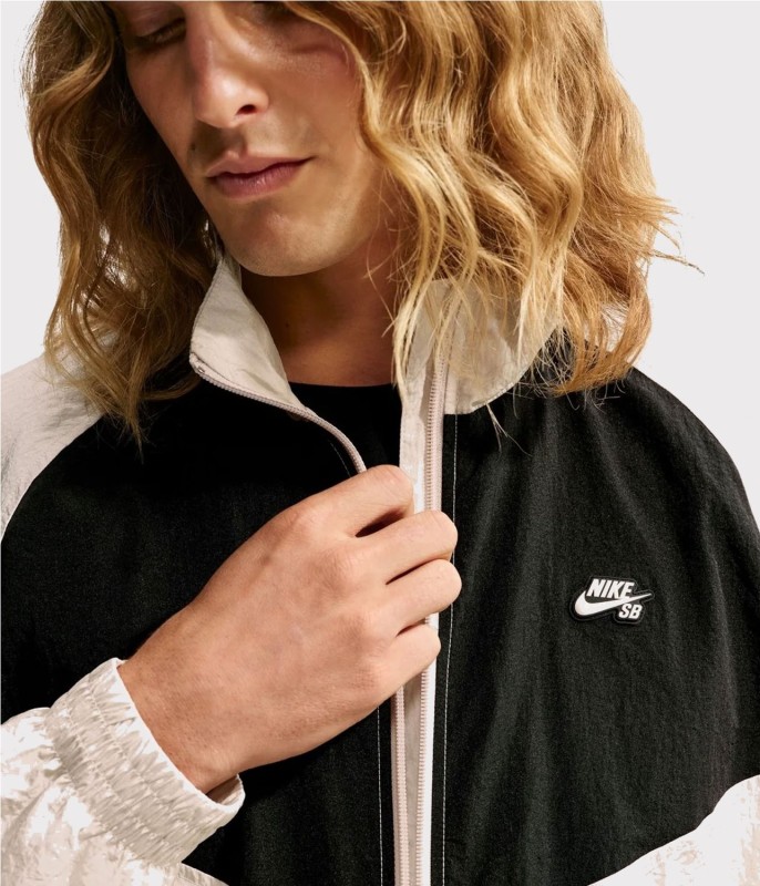 NIKE SB PAVAN SKATE JACKET