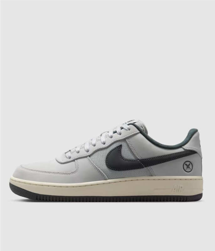 NIKE SB AIR FORCE 1 YUTO