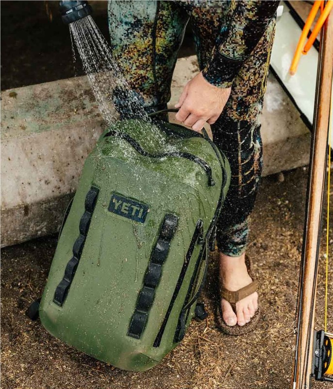 YETI CAYO BACKPACK 35L