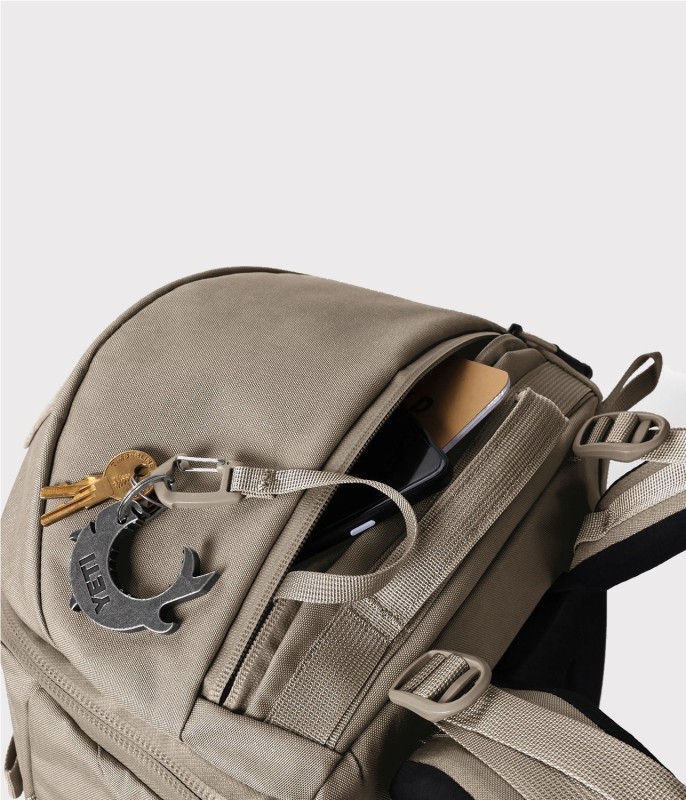 YETI RANCHERO BACKPACK 22L