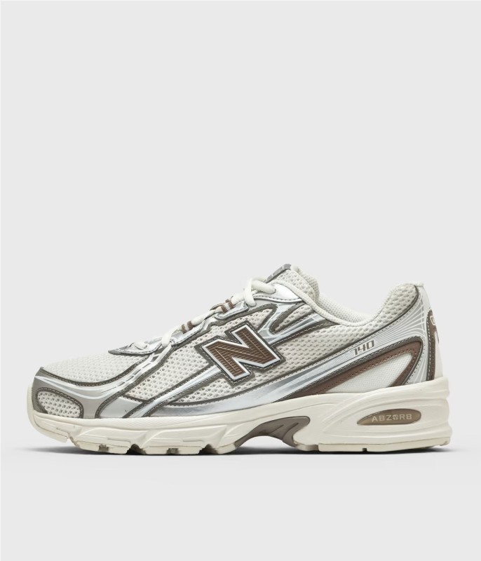 NEW BALANCE 740
