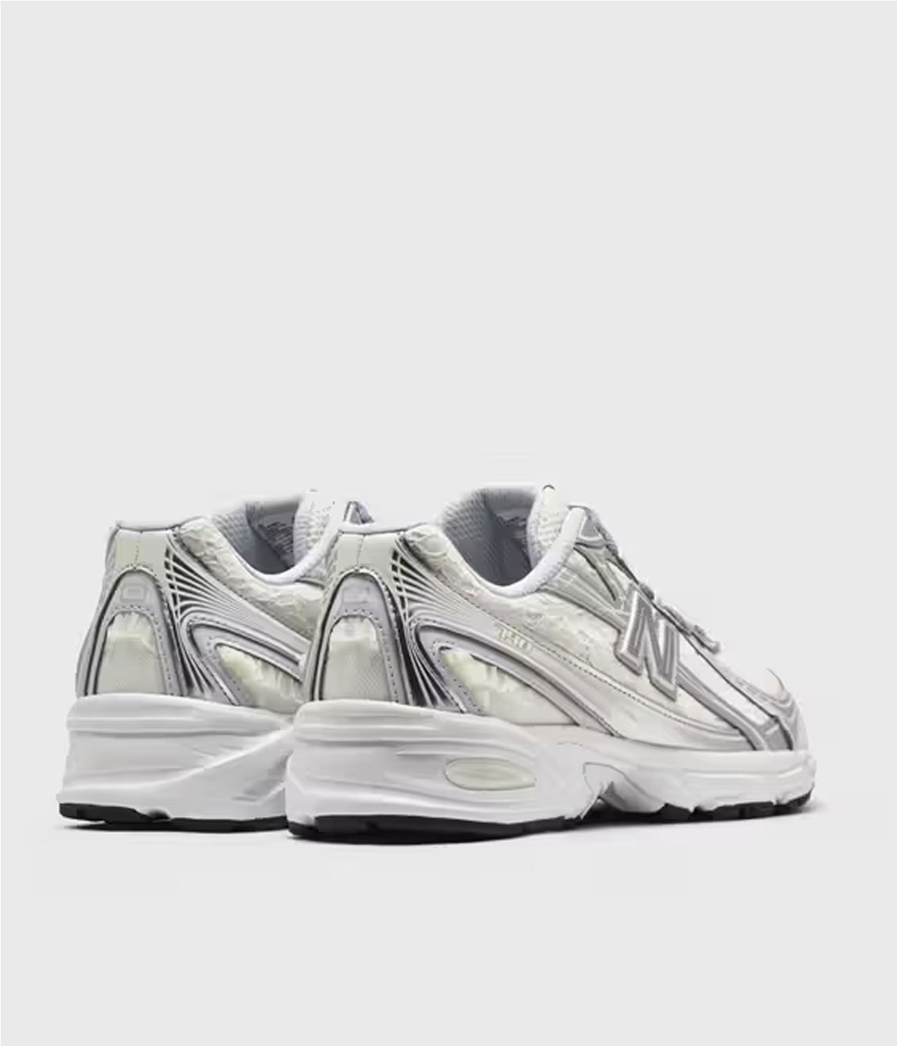 NEW BALANCE 740